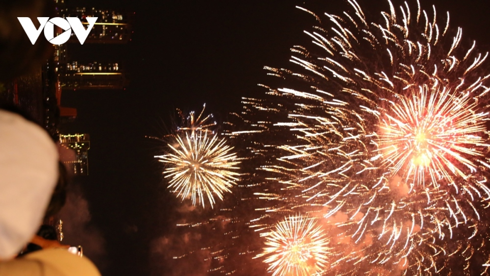 Https Vietexplorer Com Exciting Events Planned In Ho Chi Minh City   Fireworks 