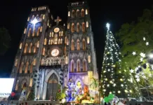Hanoi’s Churches Illuminate the Night Sky as Christmas Countdown Begins