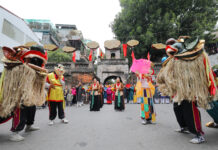 “Experience the Charm of Vietnamese Tet in the Heart of the Old Quarter – 2024 Celebrations”
